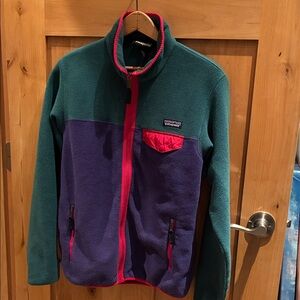 Patagonia Green and Purple Fleece Jacket with Pink Trim